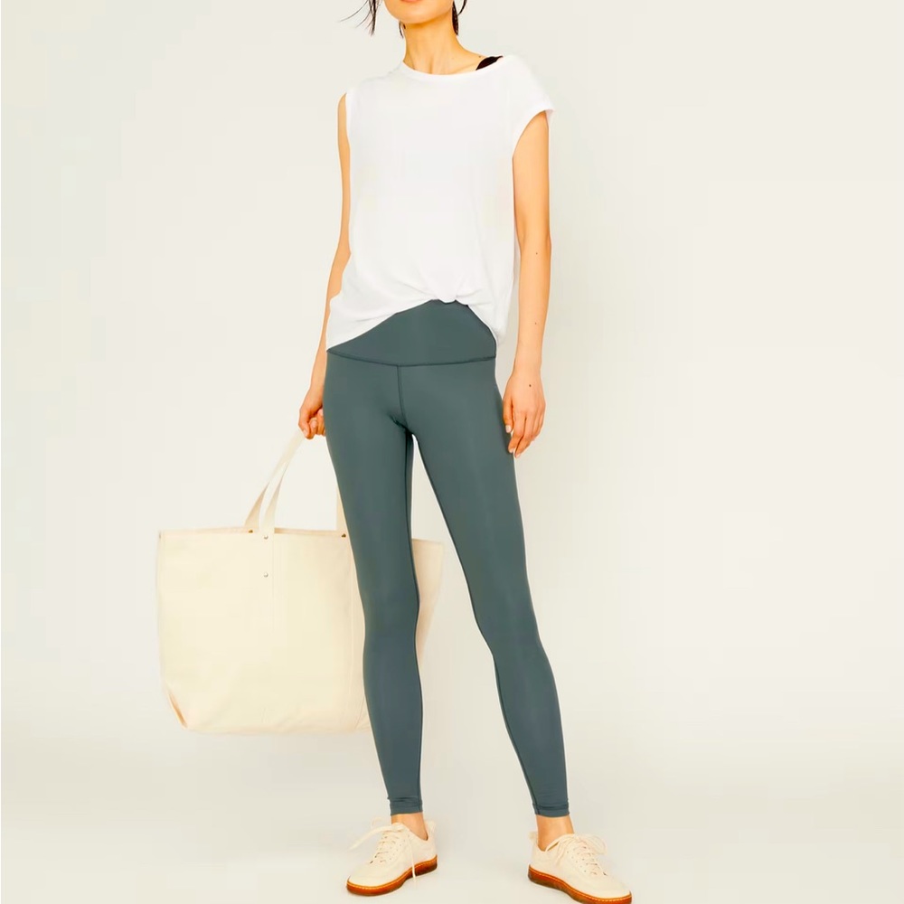 Everlane Performance Leggings